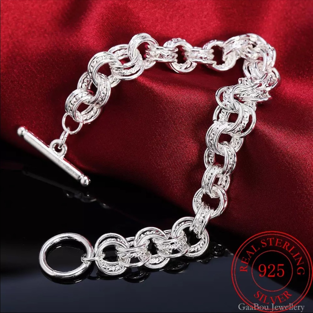 🌟 Silver Bracelet